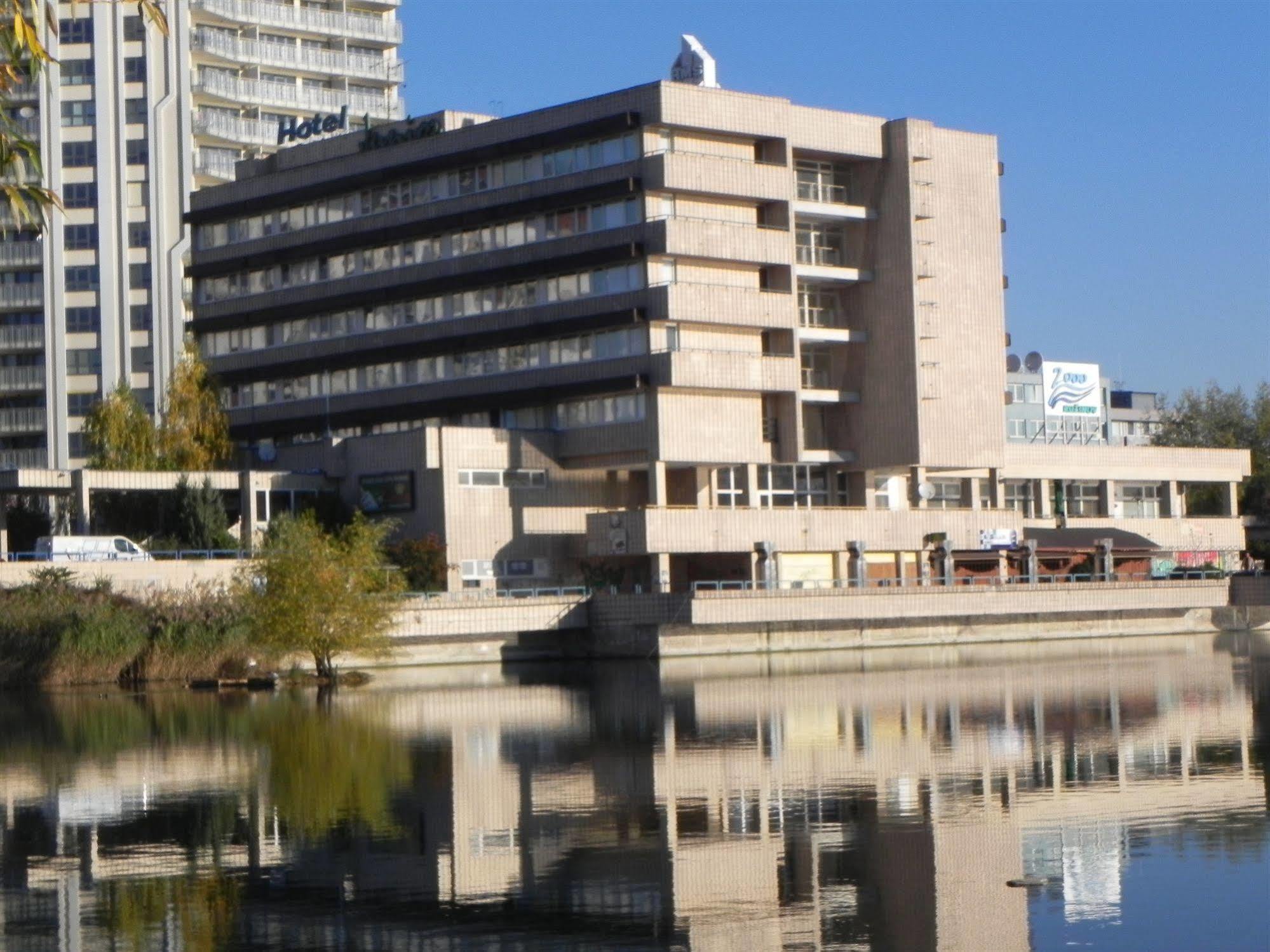 Garni Hotel Junior Bratislava Exterior photo