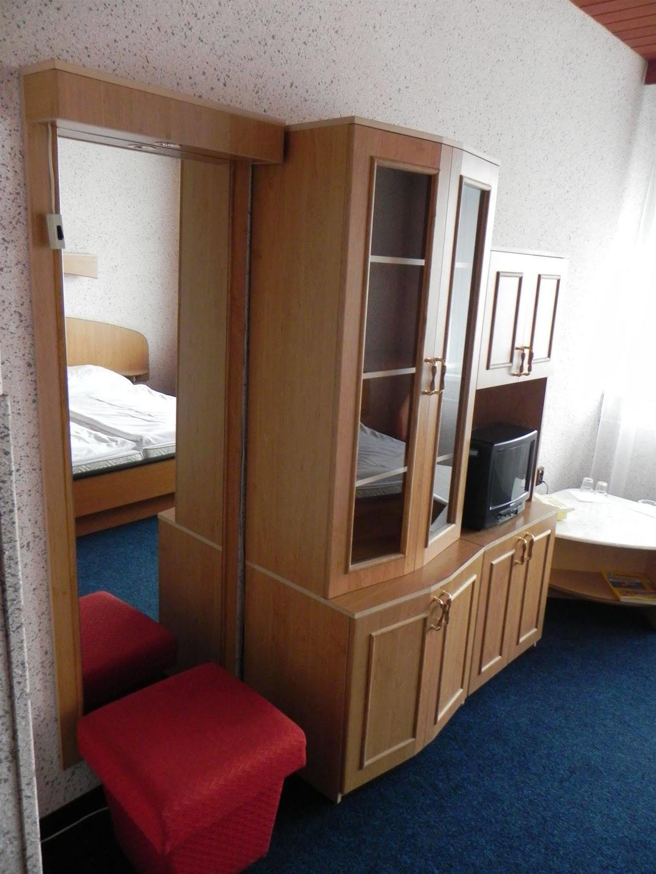 Garni Hotel Junior Bratislava Exterior photo